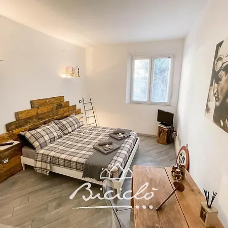 Apartament Biciclo' Rosso Ferrara