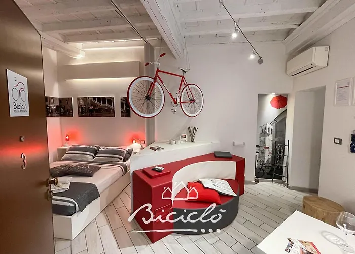 Biciclo' Rosso Apartament