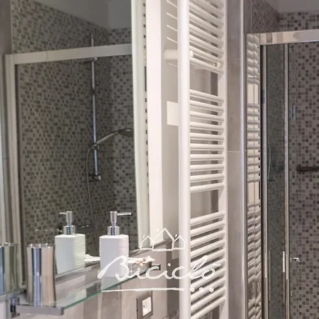 Biciclo' Rosso Ferrara